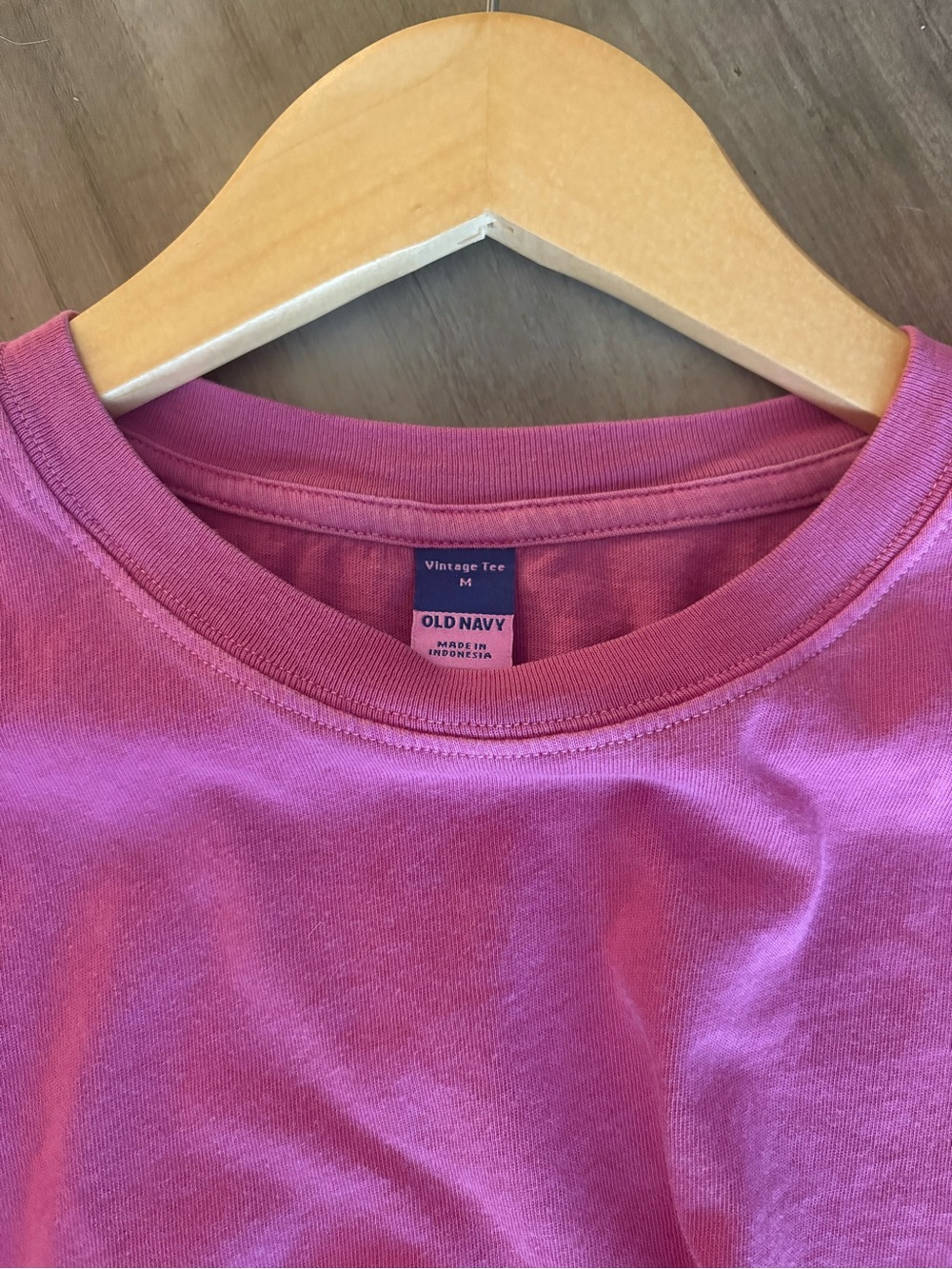 Old Navy Vintage Tee - Picture 3 of 5